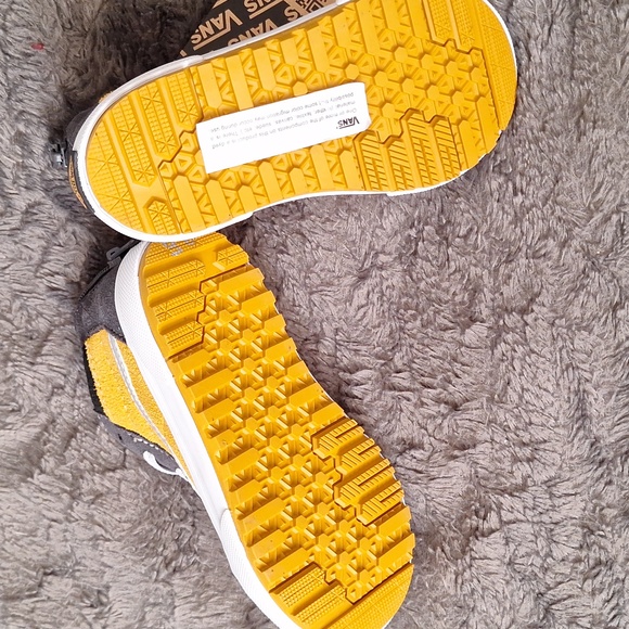 Vans, Toddler Size 8c - Picture 6 of 9